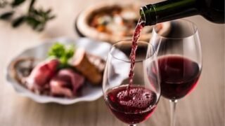 上司や取引先との宴会、飲み会で押さえておきたいマナー