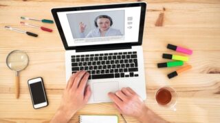 Web会議のビデオ映像に気配りを、社会人なら見た目も大事