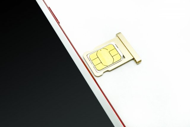 スマホの回線がつながらない…と思ったら金銭被害まで発生!? 脅威の「SIMスワップ詐欺」とは