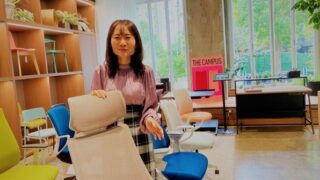 長時間座っても疲れないポイントを専門家が解説！リモートワークに最適なオフィスチェアの選び方