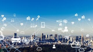 2030年までに爆発的に普及すると予測されているIoTとエッジコンピューティングとは