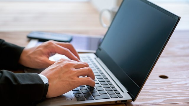 ウィンドウズ10を無料で高速化してウィンドウズ11登場まで使い続けたい